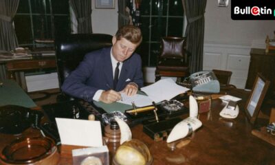 Kennedy assassination-related documents are published by the US National Archives